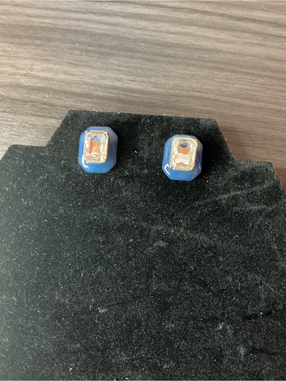 Plunder Navy and Clear Rectangular Crystal Stud Earrings NWT - Picture 2 of 7